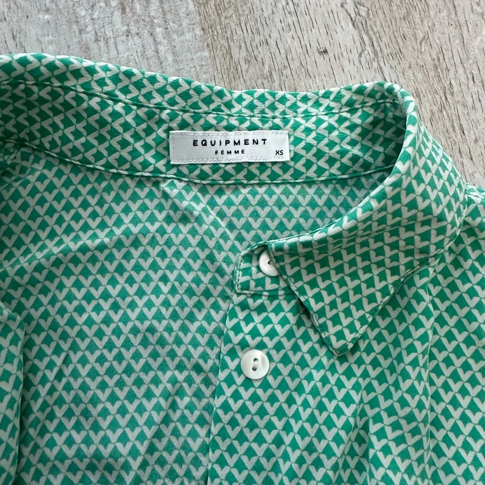 Equipment Green Patterned Blouse - Picture 3 of 3